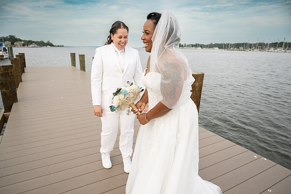 260801_ChristinaTabithaWEDAnchorInn_A3081
