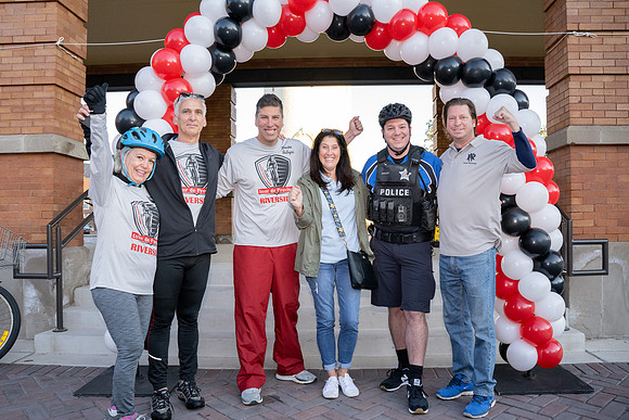 221001_VisitOakParkTourDeProviso_A0040