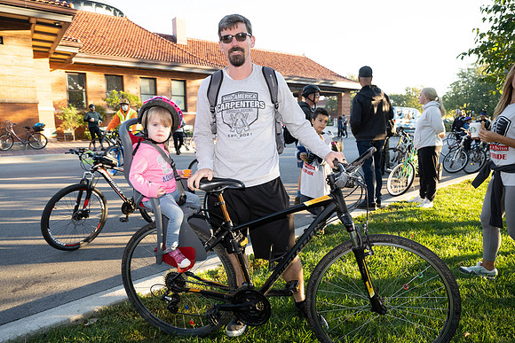221001_VisitOakParkTourDeProviso_A0092