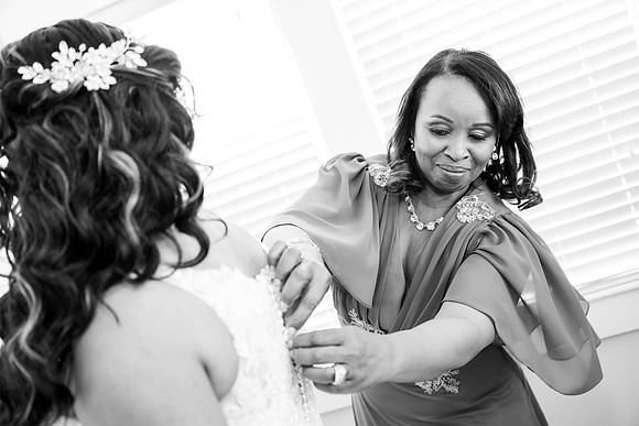 230715_LinnetteMichealTheKnollviewHouseWED_A0433