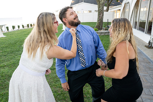 230916_MelodyFrankCelebrationsAtTheBayWED_A0919