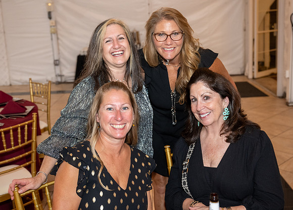 230916_MelodyFrankCelebrationsAtTheBayWED_A1616