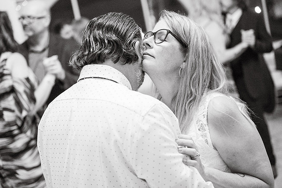 230916_MelodyFrankCelebrationsAtTheBayWED_A1810
