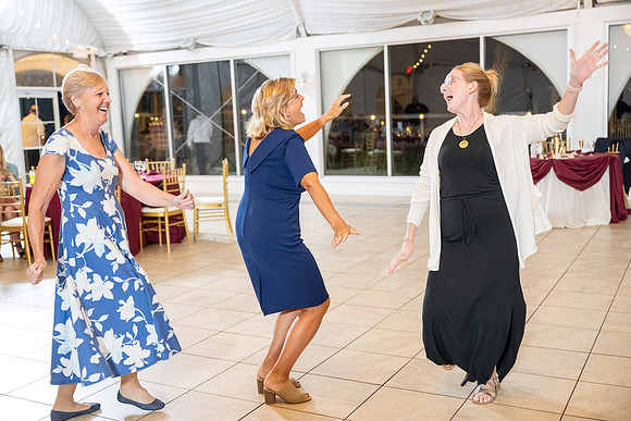 230916_MelodyFrankCelebrationsAtTheBayWED_A2013