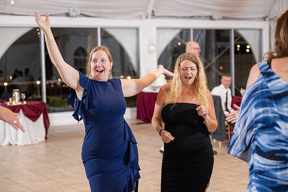 230916_MelodyFrankCelebrationsAtTheBayWED_A2051