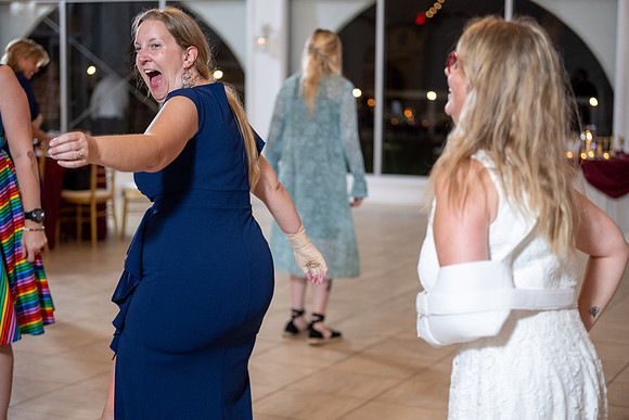 230916_MelodyFrankCelebrationsAtTheBayWED_A2123