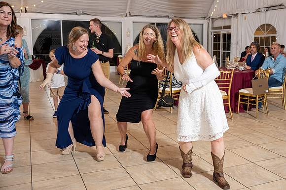 230916_MelodyFrankCelebrationsAtTheBayWED_A2143