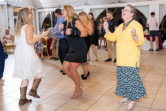 230916_MelodyFrankCelebrationsAtTheBayWED_A2355