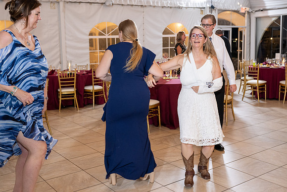 230916_MelodyFrankCelebrationsAtTheBayWED_A2370