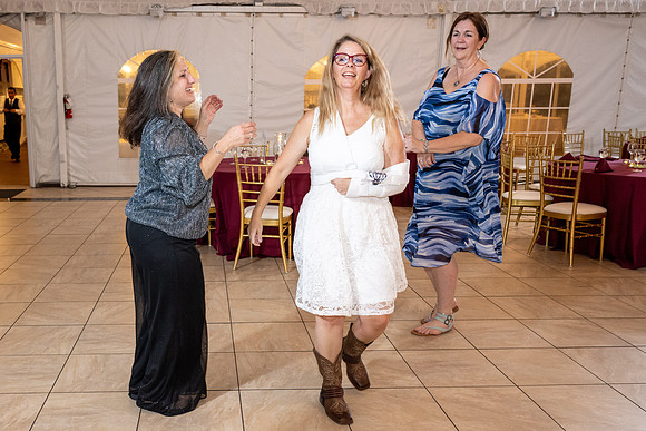 230916_MelodyFrankCelebrationsAtTheBayWED_A2379
