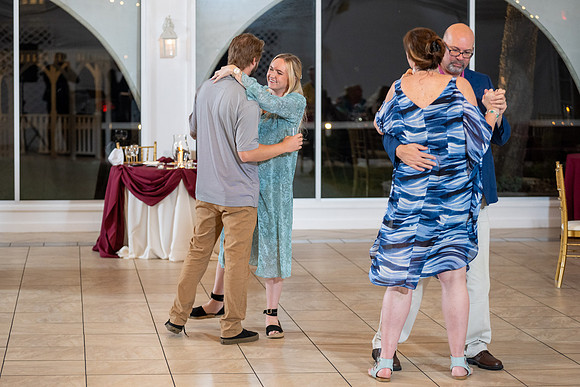230916_MelodyFrankCelebrationsAtTheBayWED_A2454