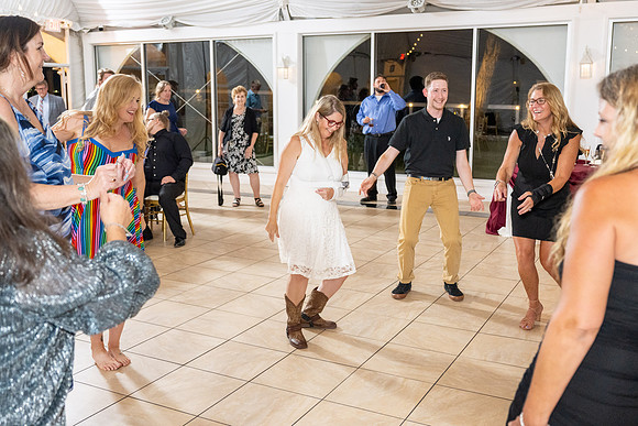 230916_MelodyFrankCelebrationsAtTheBayWED_A2564