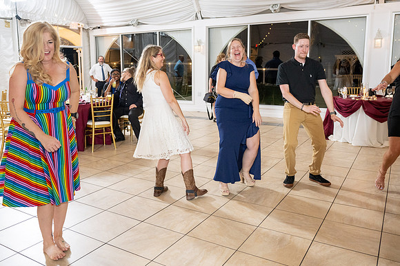 230916_MelodyFrankCelebrationsAtTheBayWED_A2572