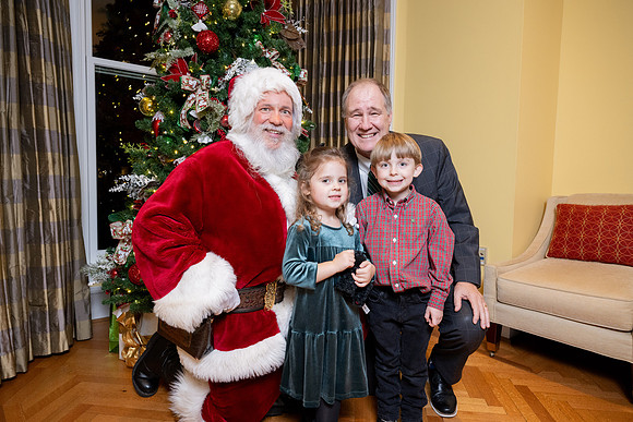 231205_CongresswomanJuliaLetlowHolidayParty_A0134