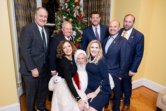 231205_CongresswomanJuliaLetlowHolidayParty_A0152