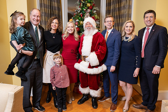 231205_CongresswomanJuliaLetlowHolidayParty_A0228
