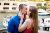 170618_DarahPatrickENGRiverWalkMilleniumChicagoPOR_A0708