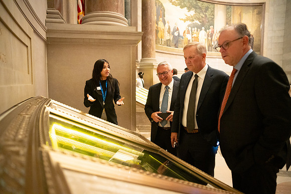 231101_NutrienNationalArchives_A0753